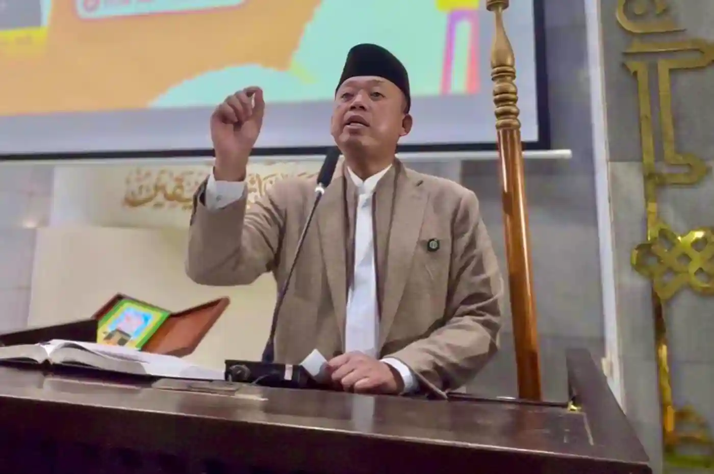 Nusron Wahid beri kajian Tarawih di UI Depok