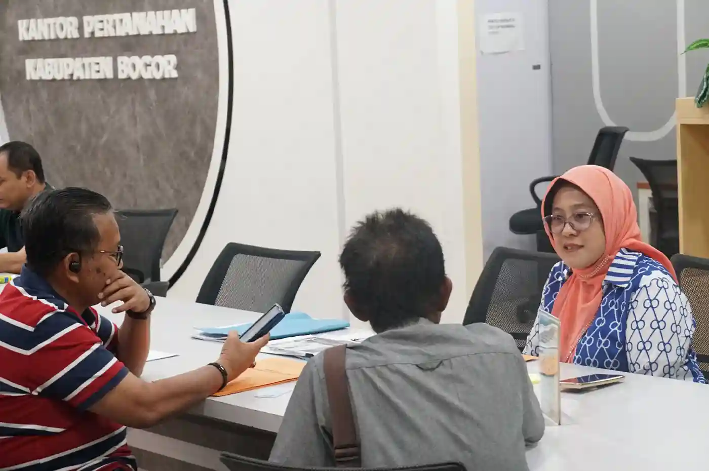 Pelayanan tanah akhir pekan di Kantah Kabupaten Bogor I saat Ramadan