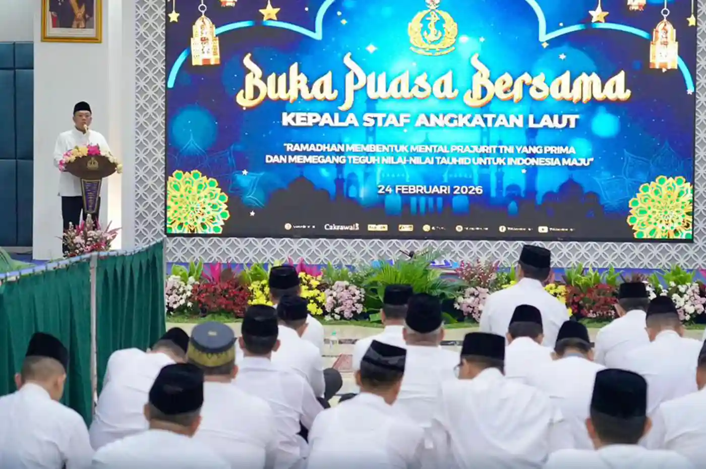 Nusron Wahid memberikan tausiah di acara buka puasa TNI AL Jakarta