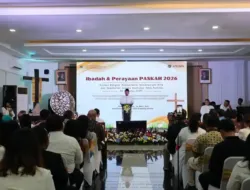 Nusron Wahid dalam perayaan Paskah ATR BPN di Tangerang Selatan