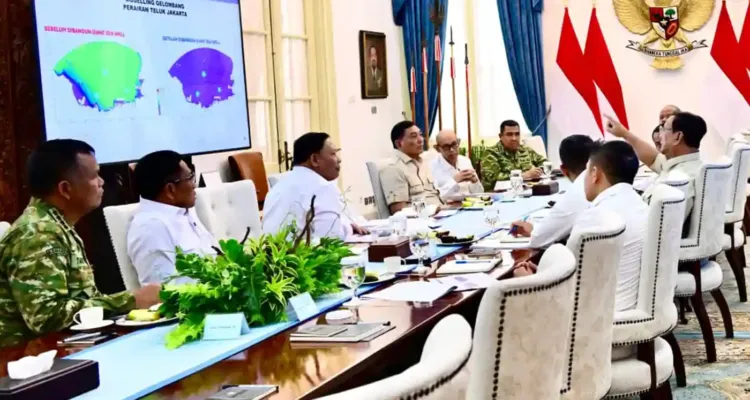 Presiden Prabowo Pimpin Ratas Percepat Pematangan Giant Sea Wall Pantura