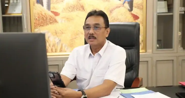 putusan mk perlindungan asn dalam webinar atr bpn