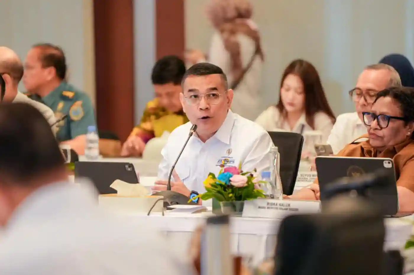tanggul laut pantura jawa proyek infrastruktur pesisir