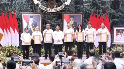 penghargaan atr bpn atas percepatan pengamanan aset dki jakarta