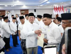 sertipikat tanah wakaf jawa tengah diserahkan menteri atr bpn