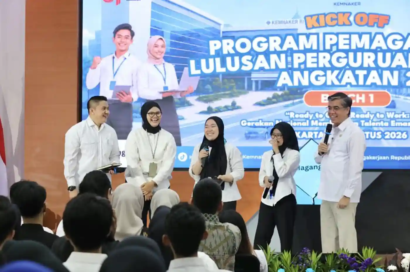 puluhan ribu peserta mengikuti program maganghub angkatan ii dari kemnaker