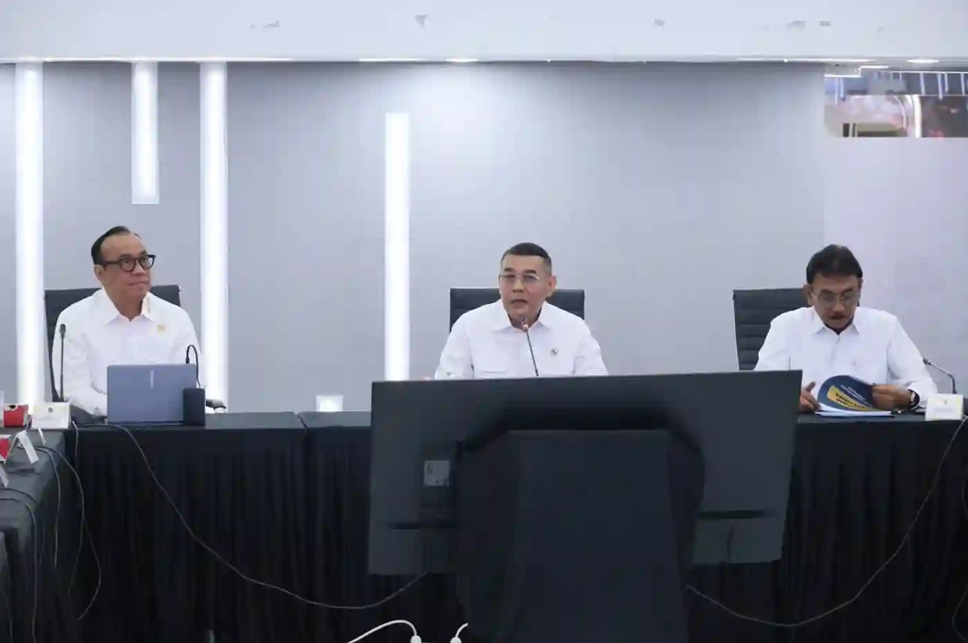 rapat kementerian atr bpn dan bran terkait penyelarasan kewenangan reforma agraria